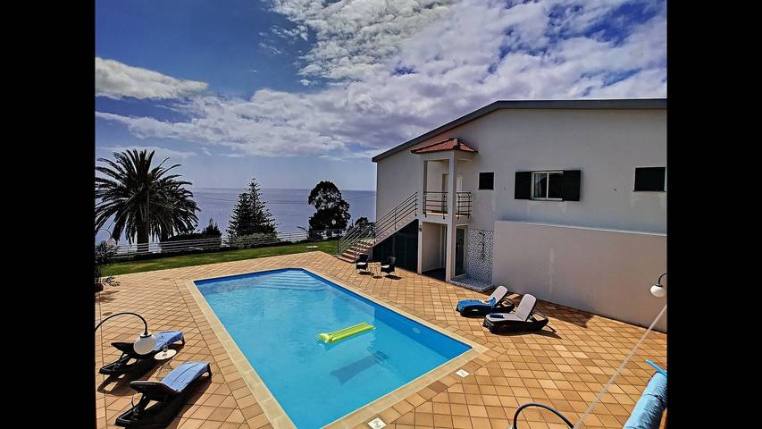 Casa de férias para 10 pessoas, com Vista para o mar e Varanda e ainda Terraço and Jardim em Caniçal