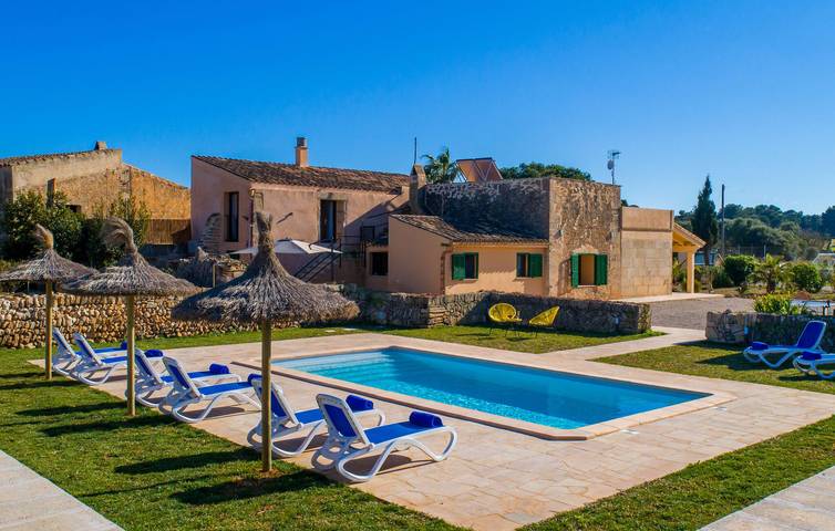 Ferienhaus für 8 Personen, mit Terrasse in Ses Covetes - 2