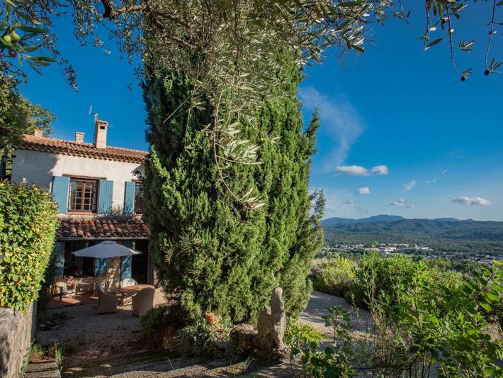 Location de vacances pour 6 personnes, avec jardin dans Pays de Fayence - 3