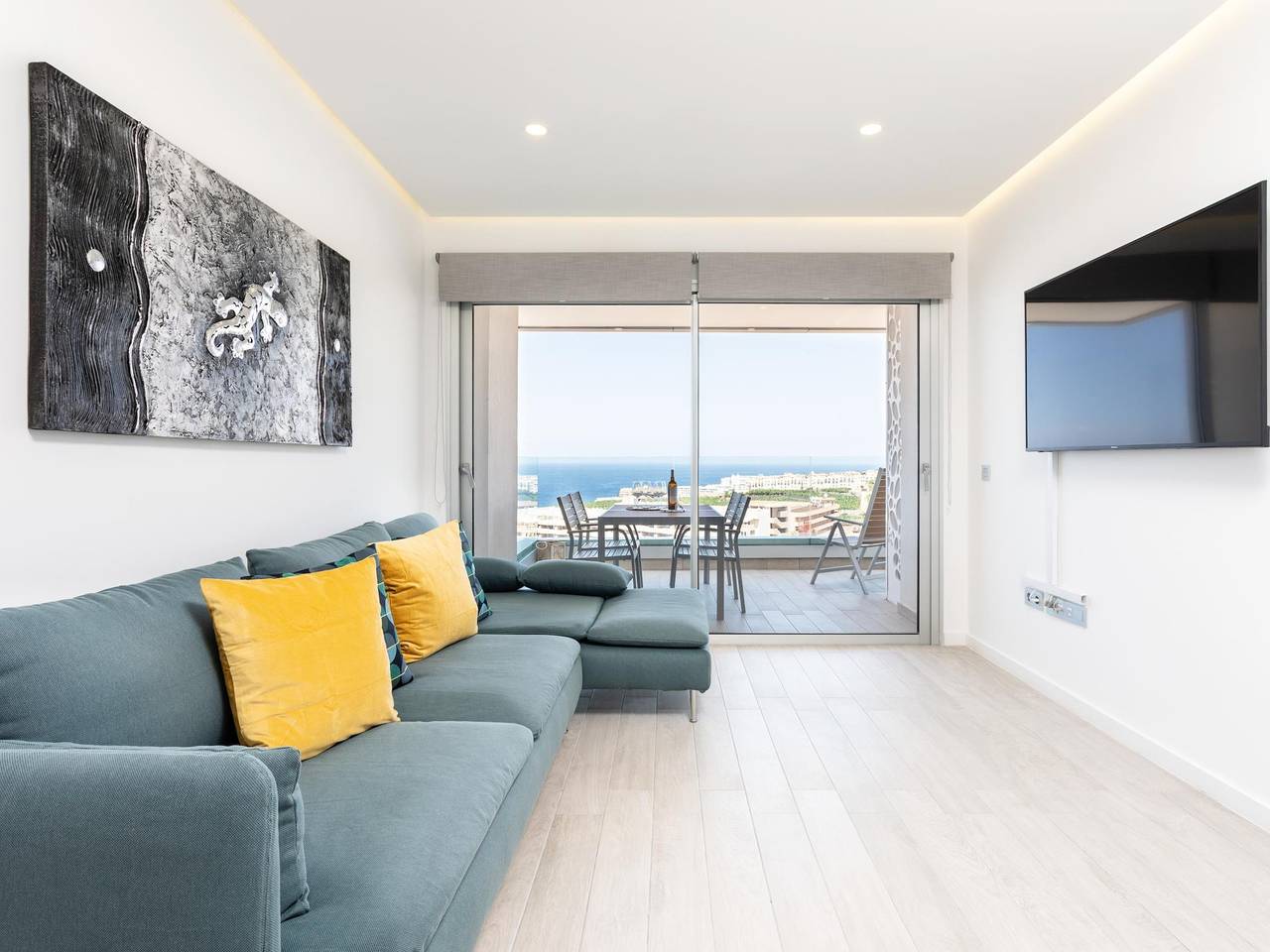 Entire holiday apartment, Spectacular And Luxurious Apartment In The Ocean Garden Complex With Sea View in Playa Paraíso, Adeje