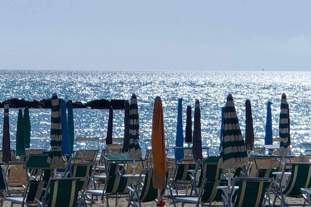 Property equipped with all amenities. Linen and towels included. in Roseto degli Abruzzi, Adriaküste Abruzzen