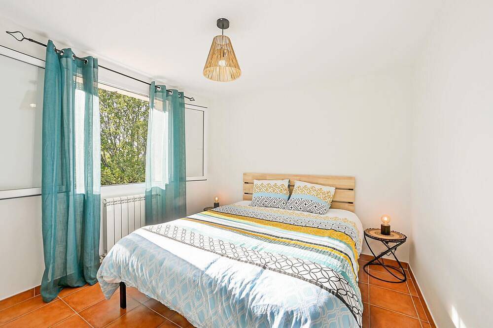 Hermosa casa de 3 dormitorios en Barjac in Barjac, Región de Alès