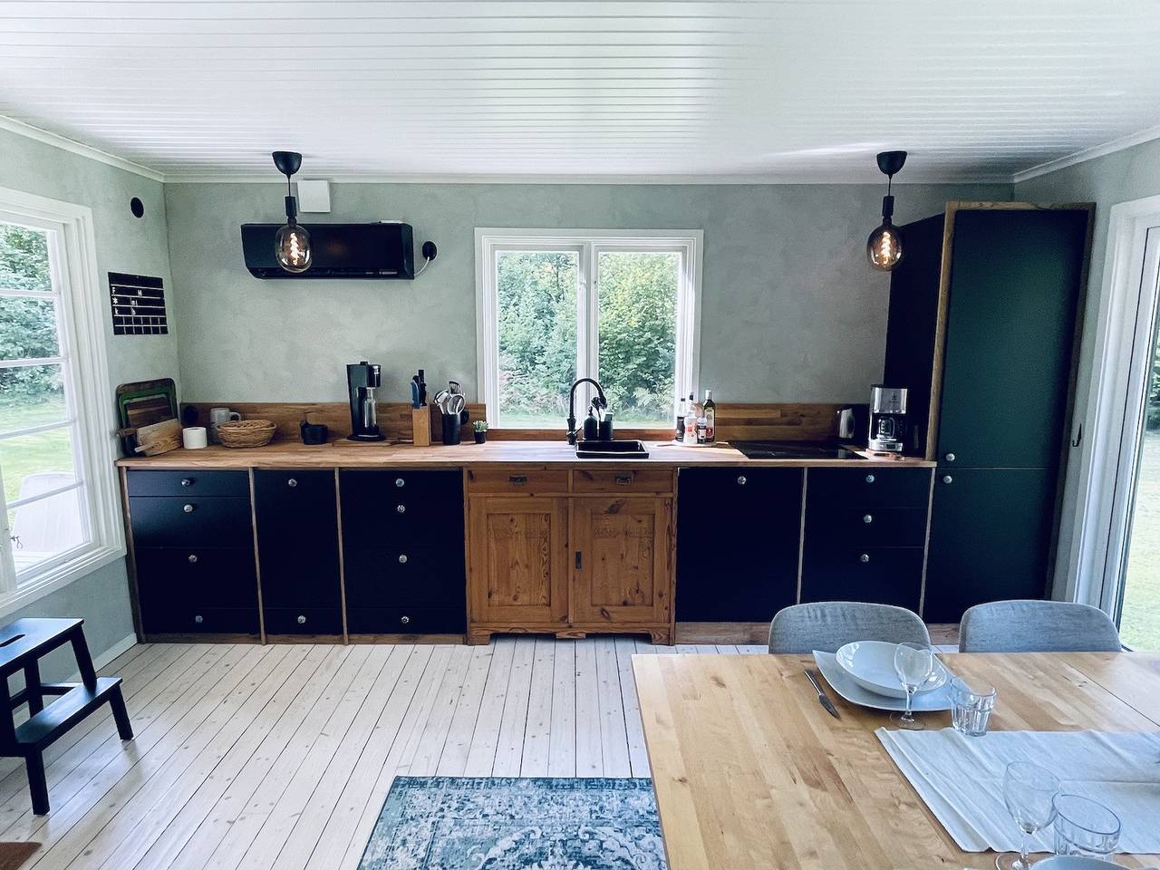 Modernes Ferienhaus am Ufer des Helgeån in Skåne