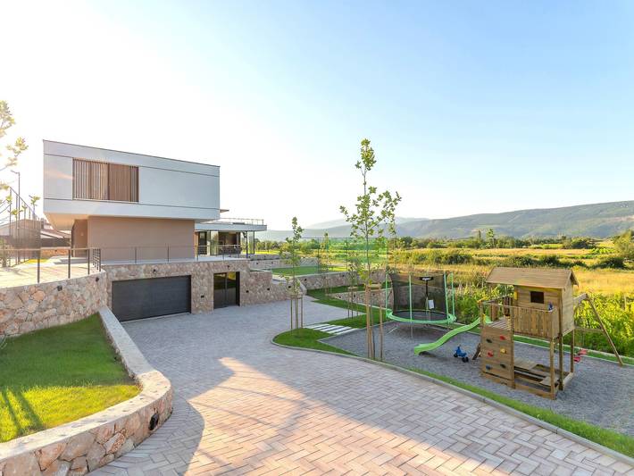 Villa für 20 Personen, mit Balkon und Whirlpool sowie Sauna - 1