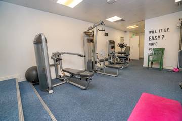 Holiday Apartment for 2 People in Coventry, Heart of England, Photo 4
