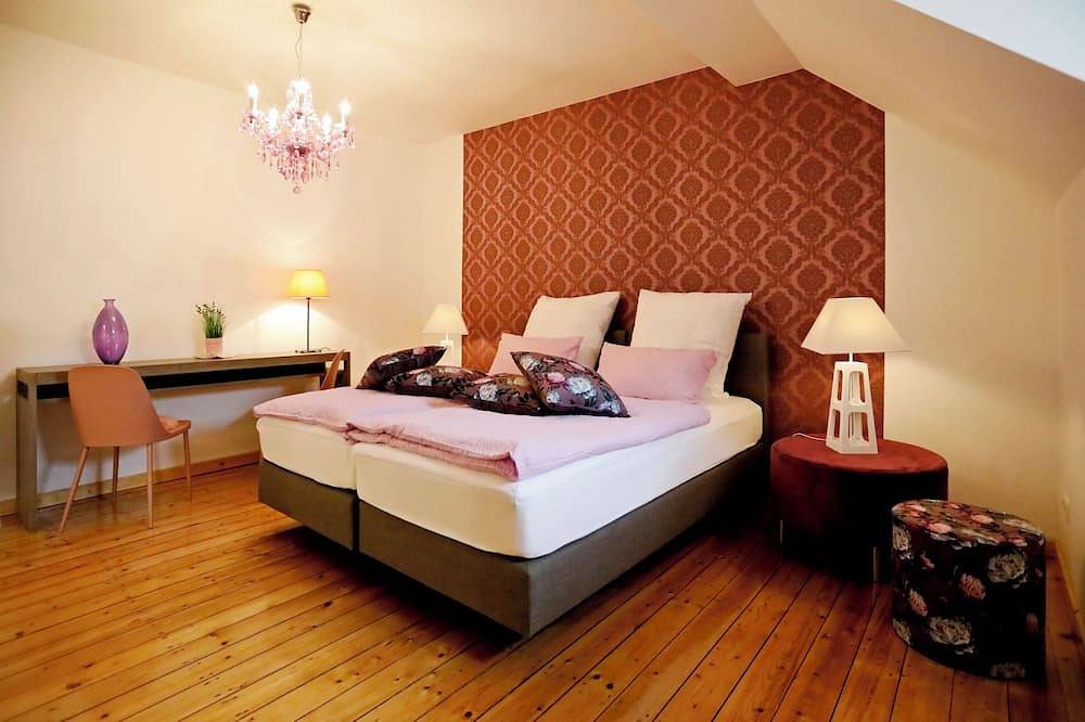 Ganze Wohnung, Palatinazeit- Berlin · Stilvolle Ferienwohnung für bis zu 4 Personen / Pfalz in Freinsheim, Pfälzer Rheinebene