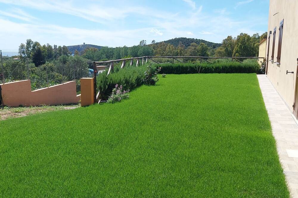 Villa Ericina a two-minute walk from Tuerredda beach in Tuerredda, Teulada (Italia)