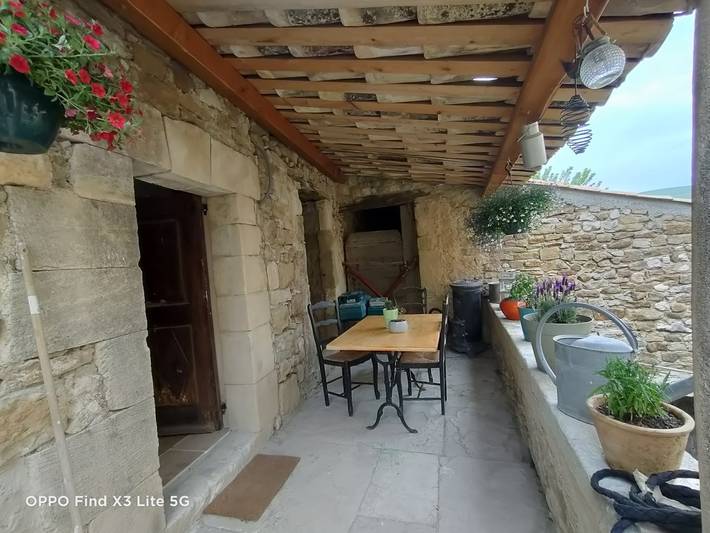 Gîte pour 4 personnes, avec terrasse et jardin, animaux acceptés dans les Alpes-de-Haute-Provence - 2