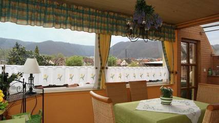 Ferienwohnung für 2 Personen, mit Garten und Ausblick sowie Balkon in Sachsen-Anhalt