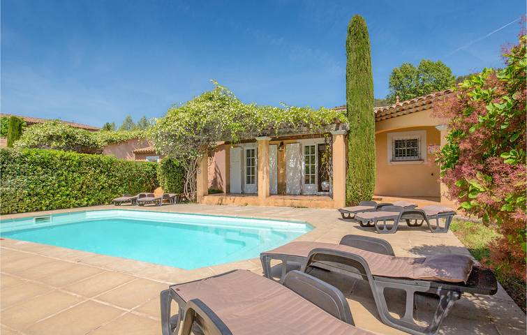 Location de vacances pour 8 personnes, avec piscine et terrasse à Callian - 2