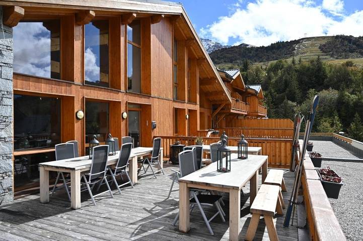 Parc de vacances pour 10 personnes, avec jardin et vue, animaux acceptés dans les Alpes francaises - 2