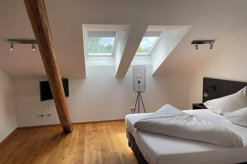 Appartment with stunning views of Lake Wörthersee in Schiefling am See, Klagenfurt-Land