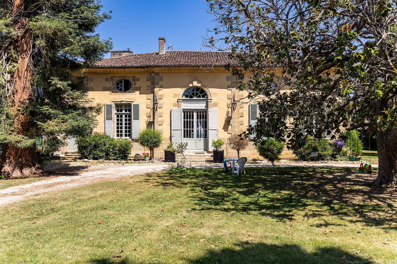 Chambre Florence — Élégance italienne et confort moderne in Puybarban, Région de Langon