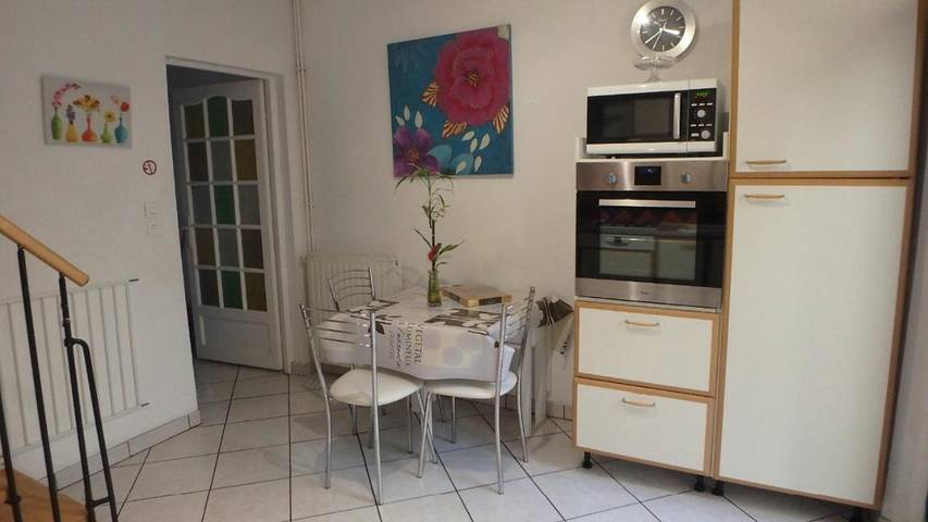 Location de vacances pour 6 personnes, avec jardin, adapté aux familles à Sotteville-lès-Rouen - 2