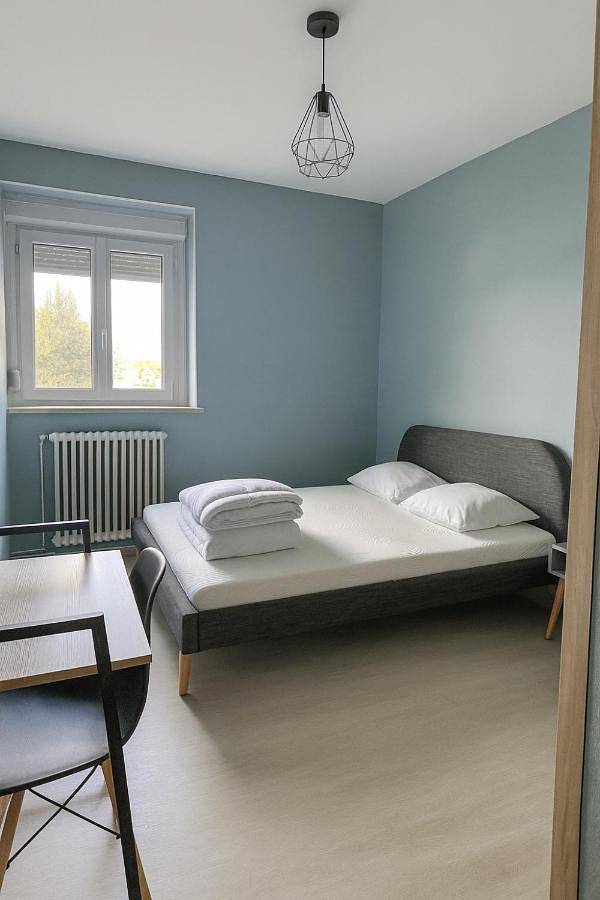 Appartement entier, Spacieux logement frontalier 150m in Uckange, Moselle