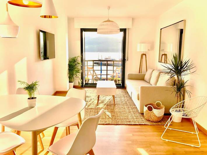 Gîte pour 4 personnes, avec balcon/terrasse, adapté aux familles à Viveiro - 2