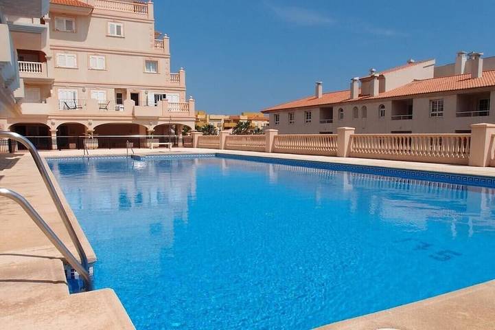 Ferienwohnung für 4 Personen, mit Terrasse und Sauna sowie Pool - 1