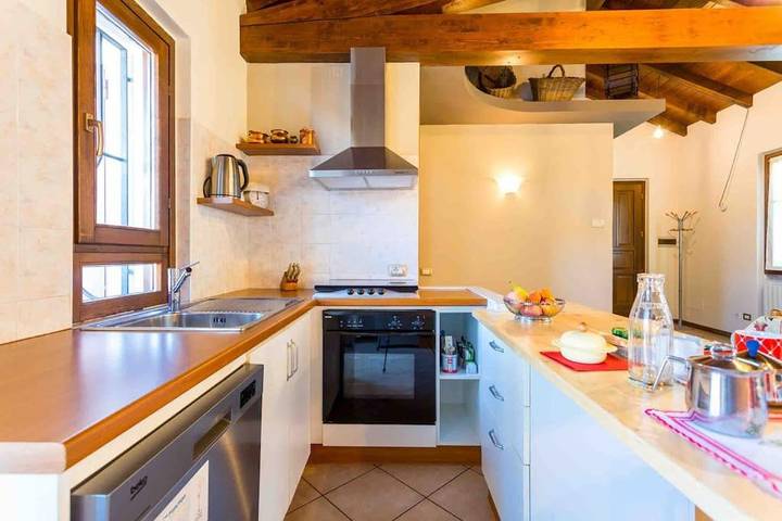 Ferienhaus für 3 Personen, mit Ausblick und Terrasse sowie Seeblick in Comune di Stresa - 4