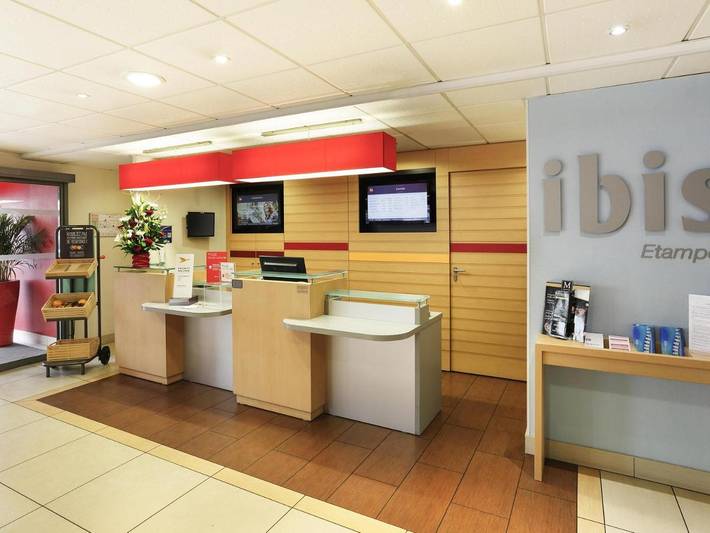 Hôtel pour 3 personnes à Étampes - 2