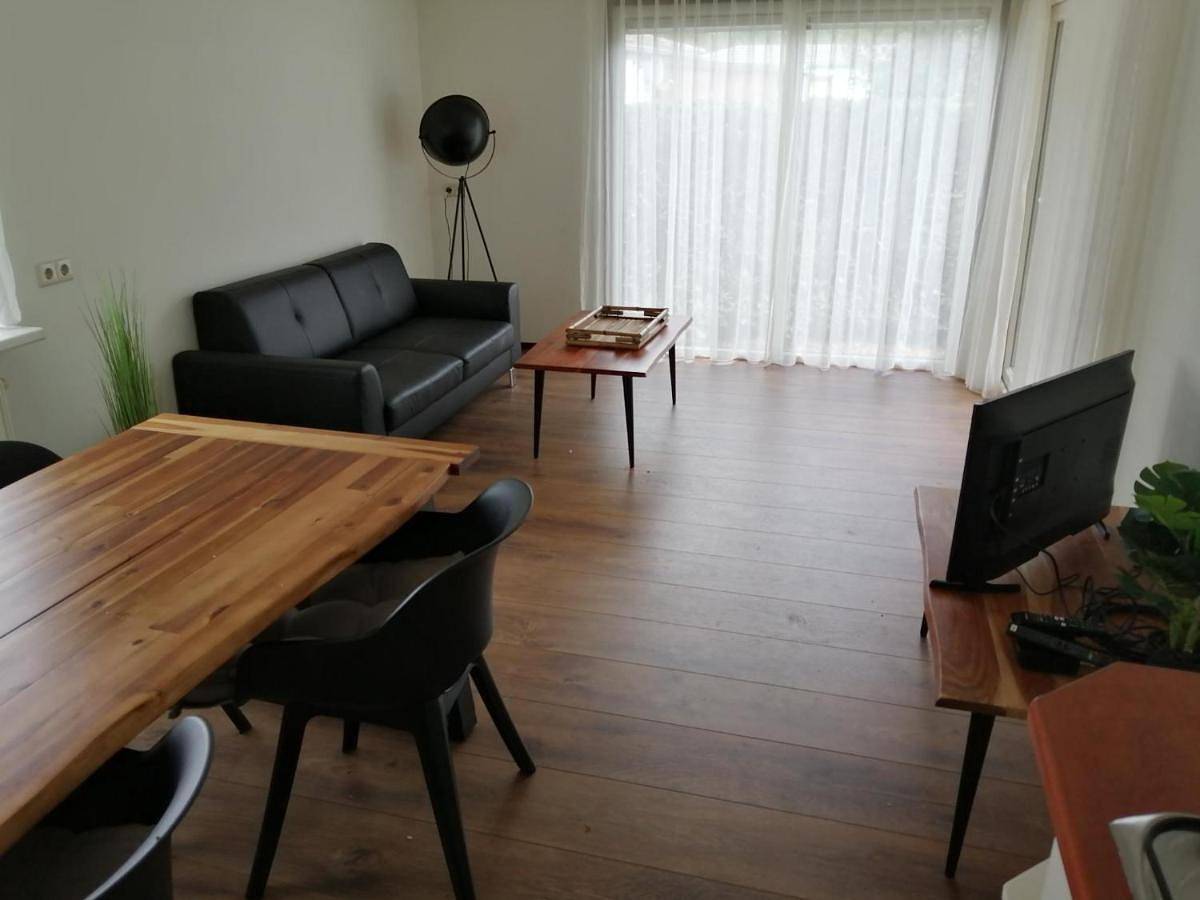 Two-Bedroom Chalet in Nationalpark De Maasduinen