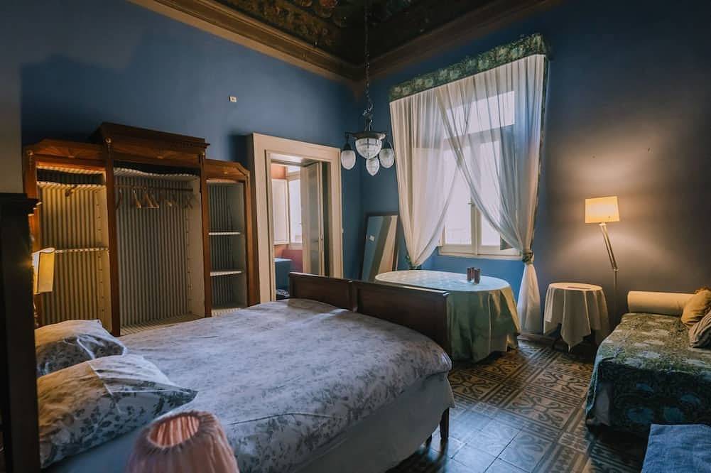 Charme a Palazzo, huge and elegant suite, 7 km from the sea in Fermo (Village), Fermo