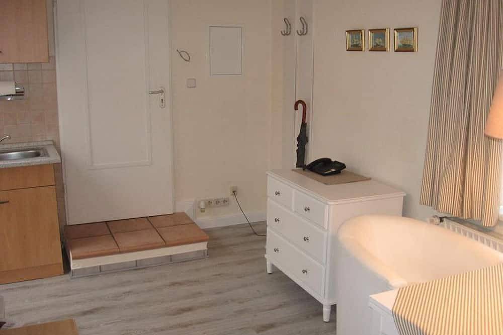 Ganze Wohnung, Ferienwohnung 1 - Altes Schulhaus in Bad Schwartau, Ostholstein