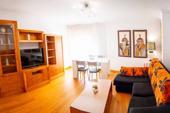 Holiday apartment for 6 people, with balcony - 1