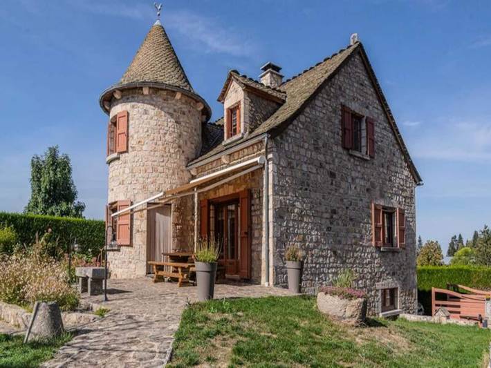 Apartamento de vacaciones para 10 personas, con jardín además de terraza y piscina - 1