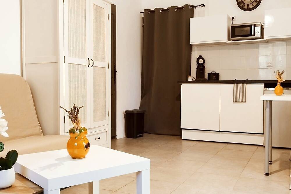 Appartement De Vacances pour 2 Personnes dans Orange, Provence