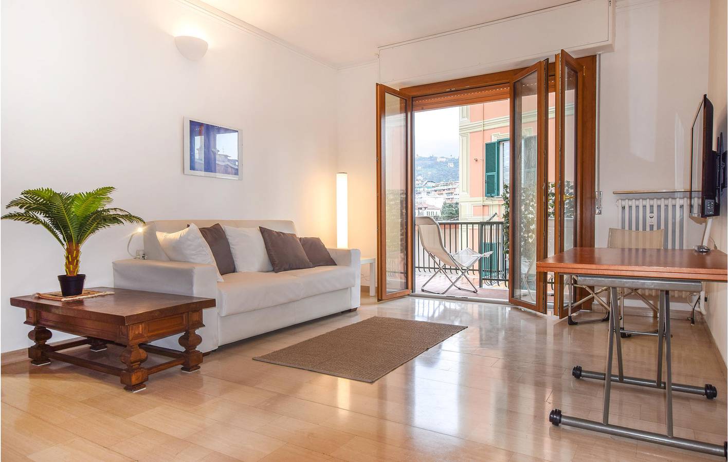 Ganze Ferienwohnung, Prelo Terrassenwohnung - 1,5km zum Strand in Rapallo (Stadt), Rapallo