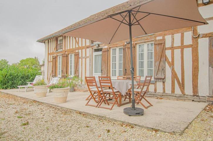 Location de vacances pour 6 personnes, avec Terrasse et Jardin dans Onjon