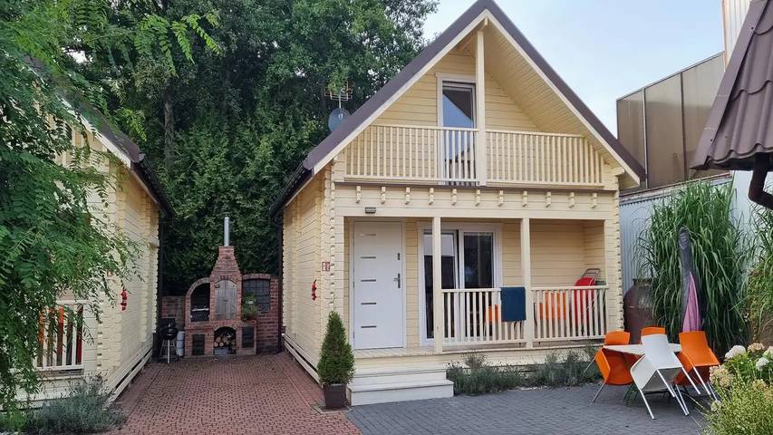 Ferienhaus für 6 Personen, mit Balkon und Garten - 1