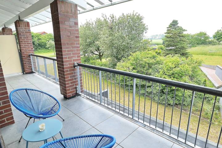 Ferienwohnung für 4 Personen, mit Balkon und Terrasse in Hohenkirchen - 2