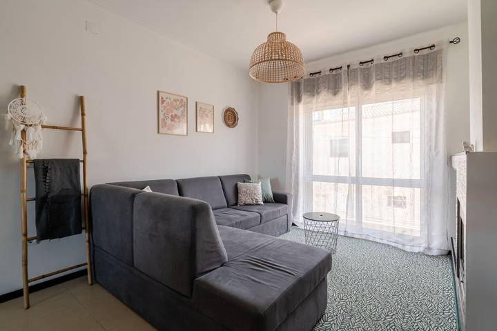 Casa de férias para 6 pessoas, com varanda e jardim em Apúlia