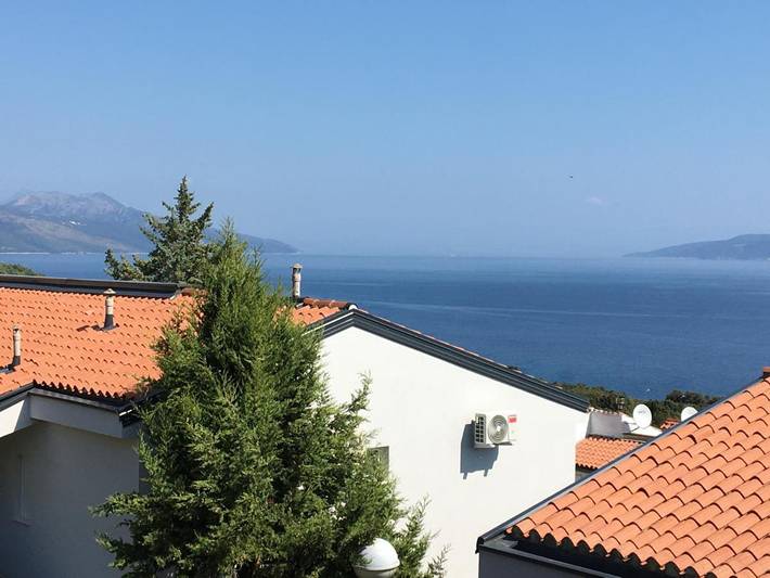 Ferienwohnung für 4 Personen, mit Balkon und Garten sowie Ausblick - 1