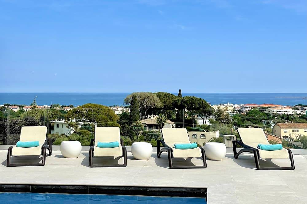 Villa Citadelle Great views, Pool, hot tub, pool table, gym Family/friends vacay in Antibes, Mittelmeerküste (Frankreich)