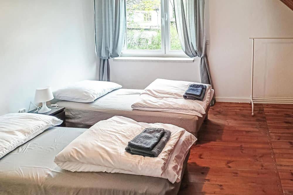 Stunning home in Cybulin with Wifi in Mer Baltique polonaise