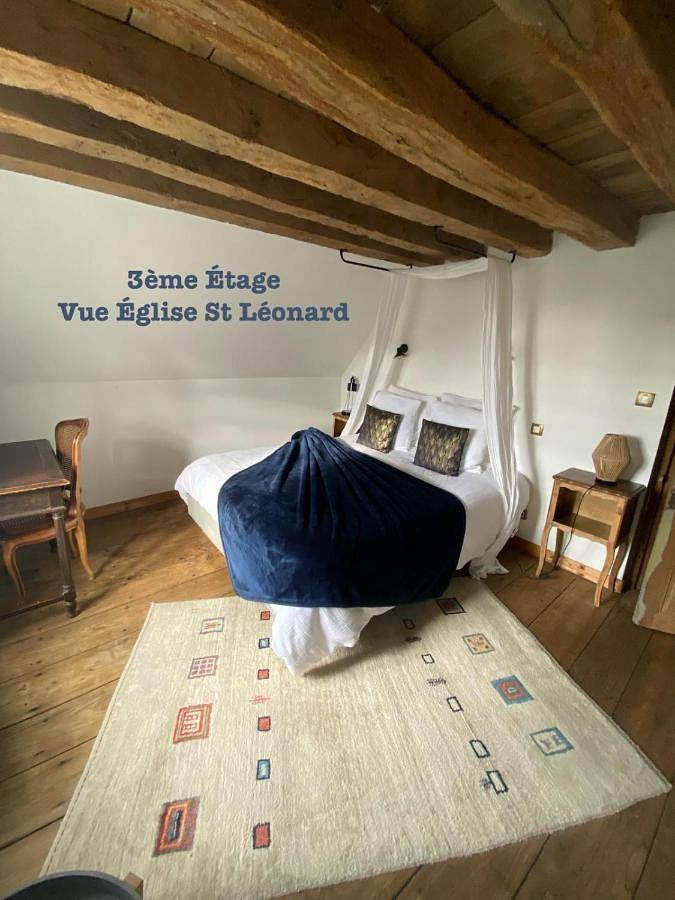 Mercier de Montigny - Les Chambres du Beffroi - Spa et Massage in Fougères, Fougères-Vitré
