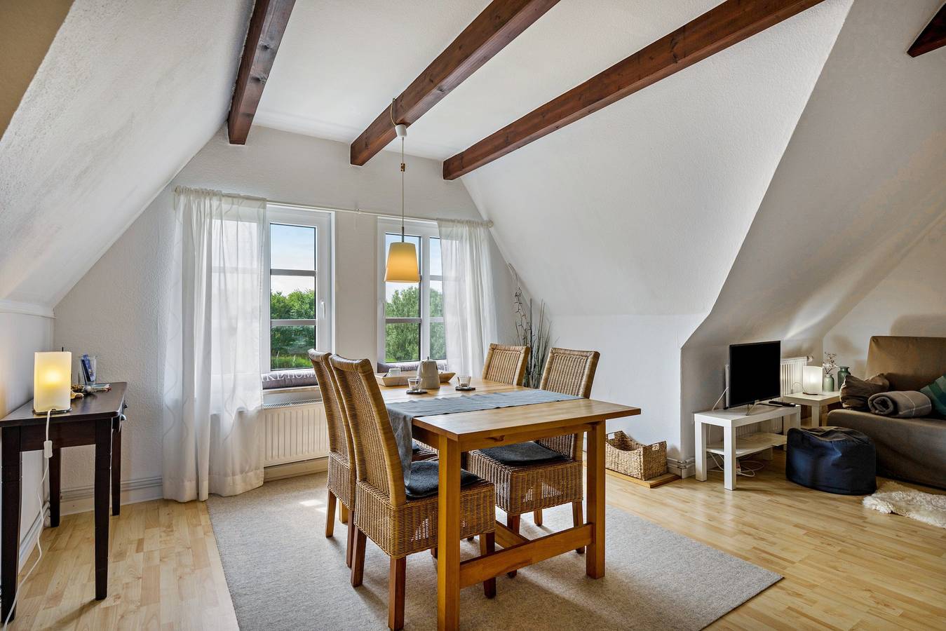 Ganze Wohnung, Ferienwohnung 'Silbermöwe' mit Gemeinschaftsgarten und Wi-Fi in Pellworm, Nordfriesland
