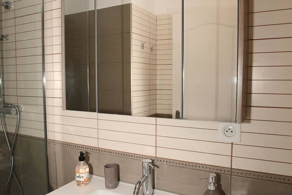 Ganze Wohnung, Studio Di Felicita - Proche plage avec terrasse in Cauro, Ajaccio und Umgebung