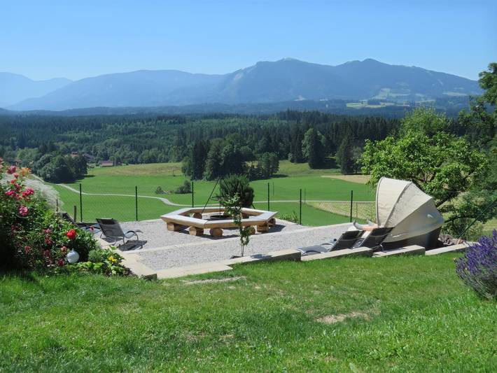 Ferienwohnung für 2 Personen, mit Balkon und Garten sowie Seeblick, kinderfreundlich in Das Blaue Land - 3