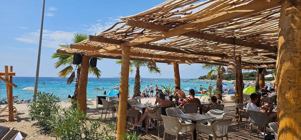 Gîte pour 2 personnes, avec jardin et terrasse à Gajac - 4