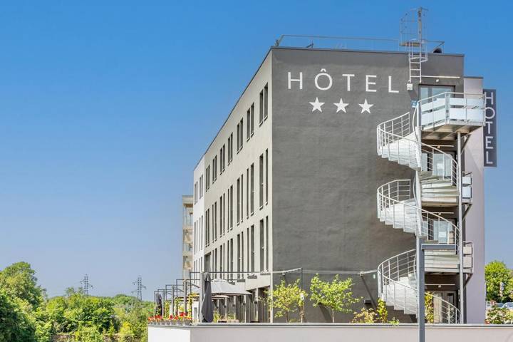 Hôtel pour 2 personnes, avec terrasse, animaux acceptés à Laxou