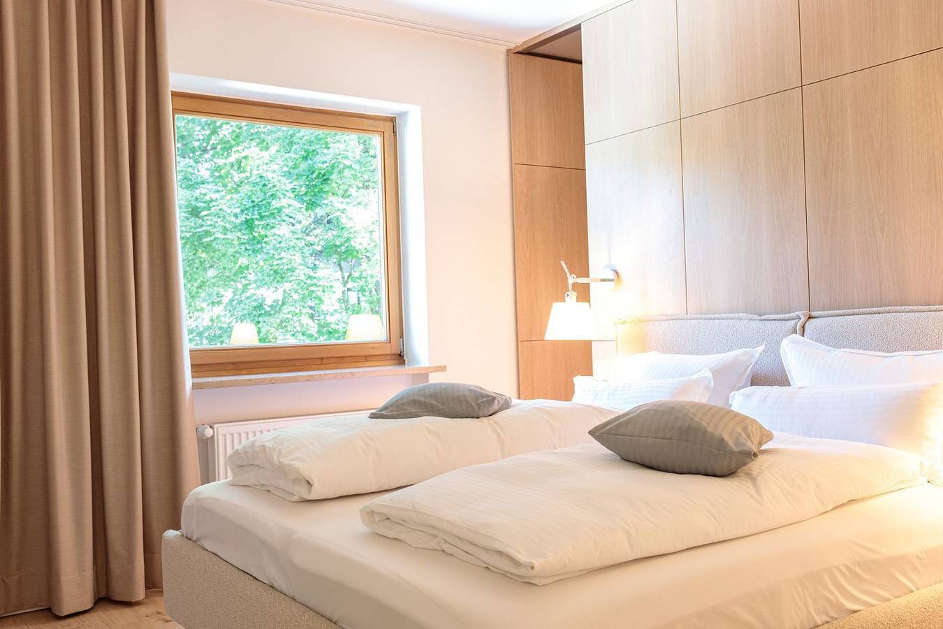Ganze Wohnung, Zentrumsnahe, moderne und helle Ferienwohnung Gipfelkind in Garmisch in Garmisch-Partenkirchen, Bayerische Alpen