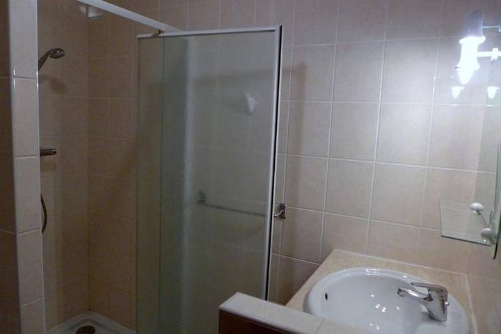 Maison de vacances pour 6 personnes, avec jardin et piscine