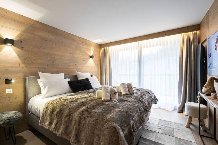 Entire apartment, Beautiful 76m² apartment in Courchevel, near slopes, 3 bedrooms, parking in Saint-Bon-Tarentaise, Massif de la Vanoise