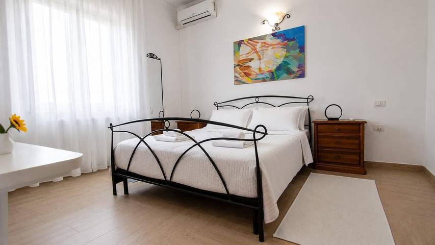 Private Room 'Camera privata da Irene' – Family Hospitality in Sassari in Monte Rosello, Sassari