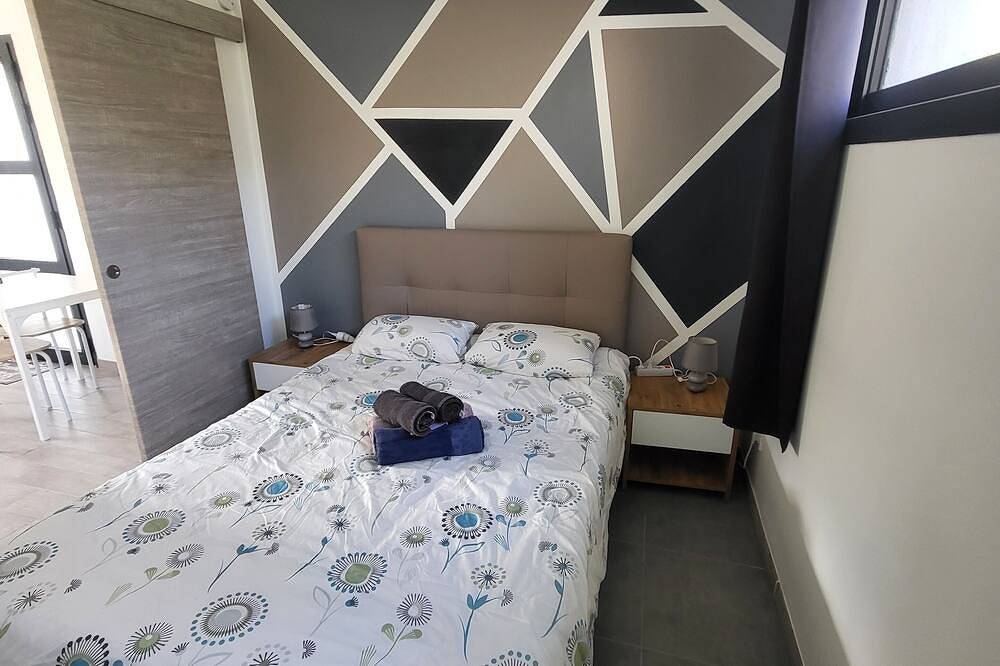 Mini villa à Lecci pour couple à 5 Km de la plage de St Cyprien et Cala Rossa in Lecci, Arrondissement de Sartène