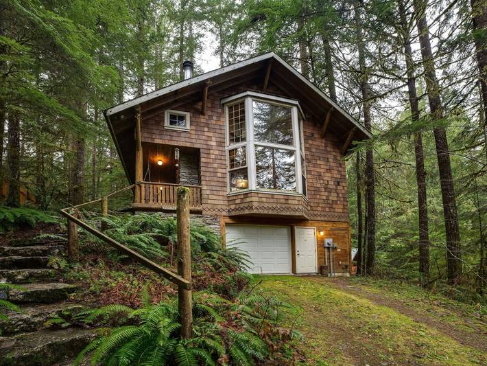 Gemütliche Hütte mit Whirlpool, Wi-Fi und Haustieren Ok in Glacier, Mount Baker-Snoqualmie Nationalwald