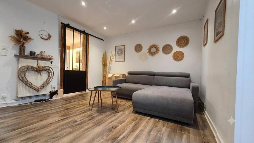 Location de vacances pour 4 personnes, avec Terrasse et Jardin à La Madeleine